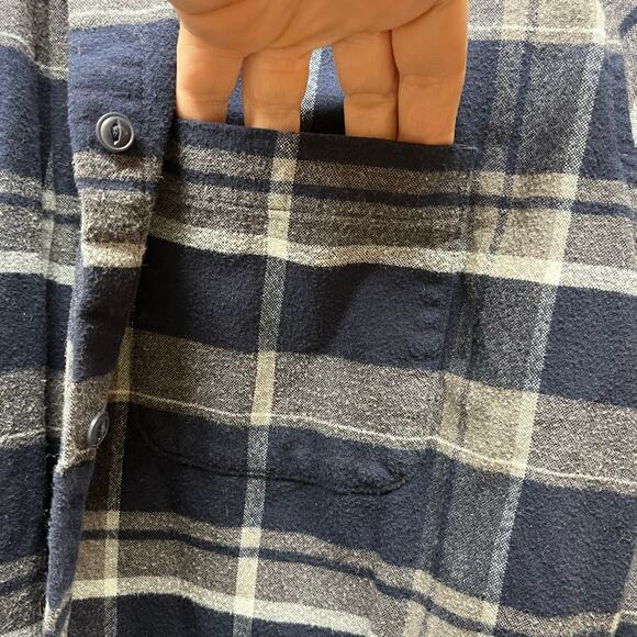 The North Face Women’s Long Sleeve Button Down Flannel Shirt Size L - Picture 4 of 9